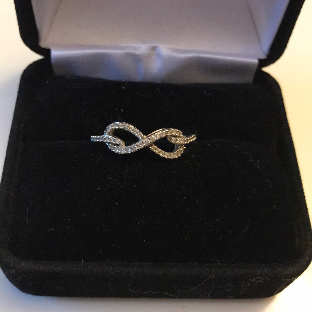 Infinity promise ring